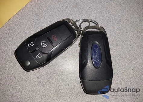 2020 Ford F-150 Xlt z USA, uszkodzony, nr VIN 1FTEW1EP3LFC76982